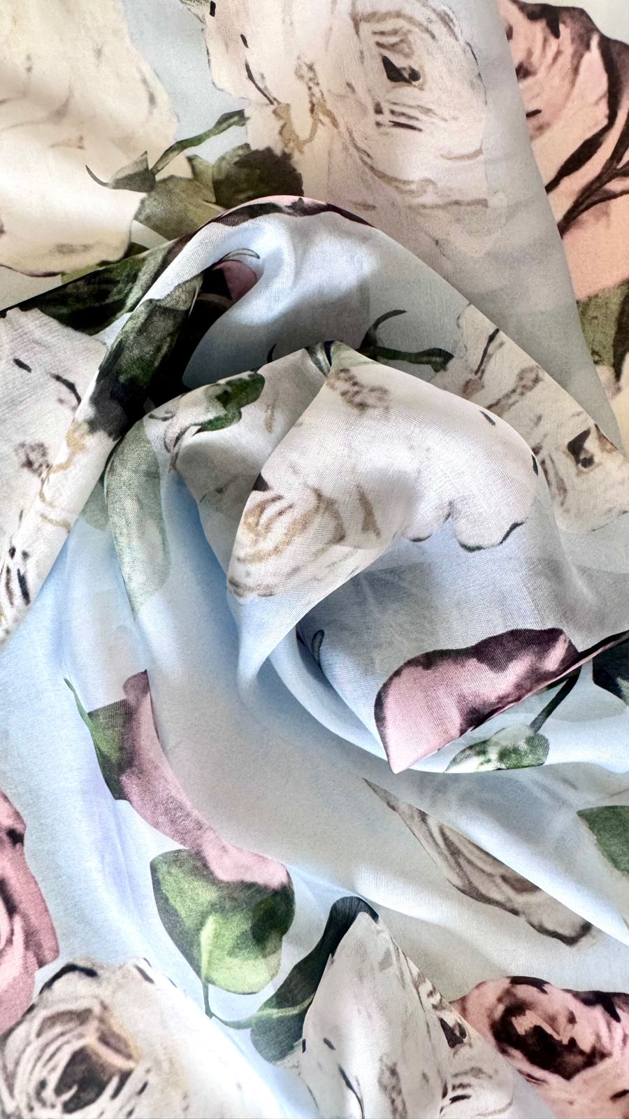 Silk habutay with roses