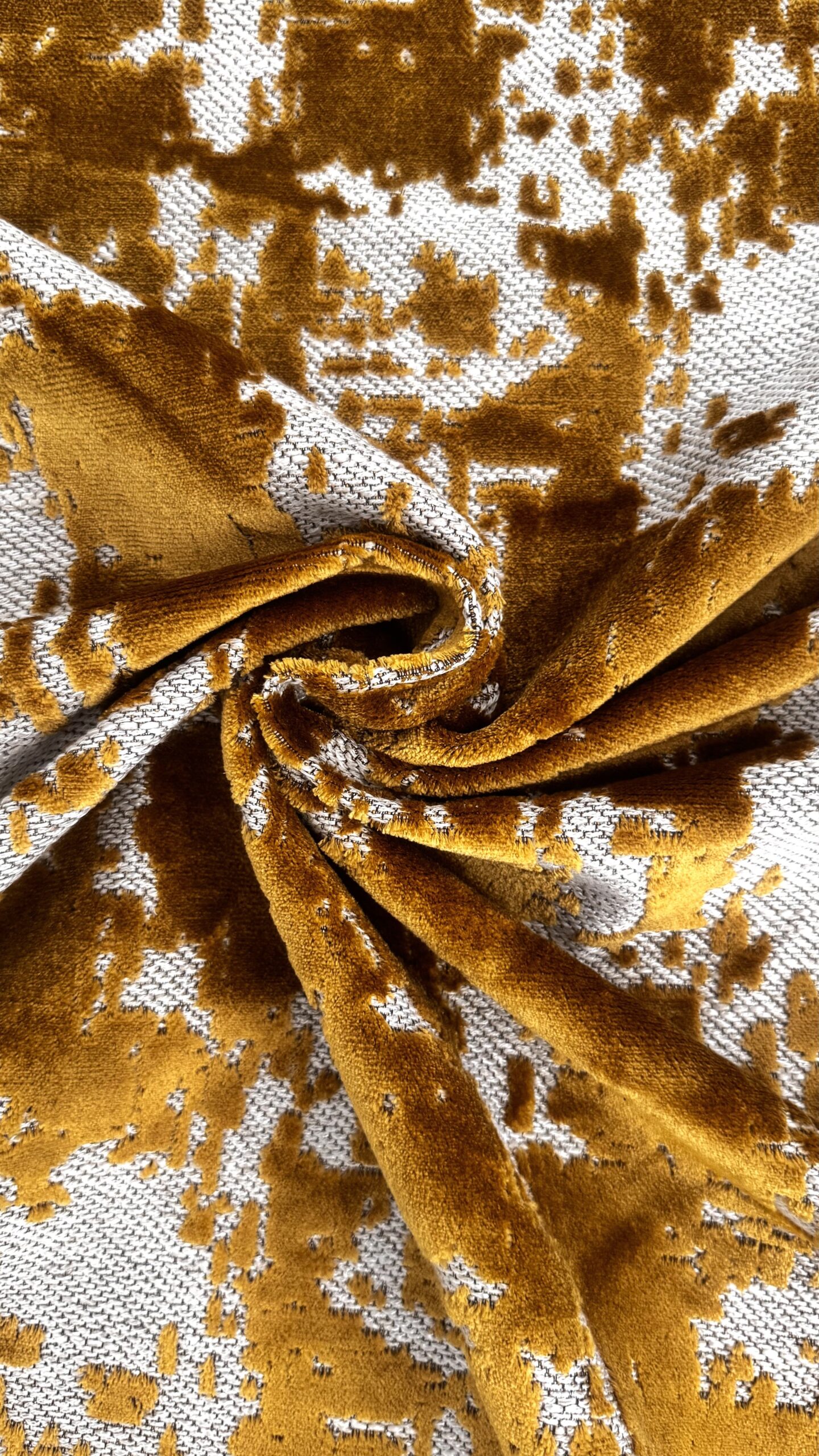 Tessuto arredamento velvet ocra